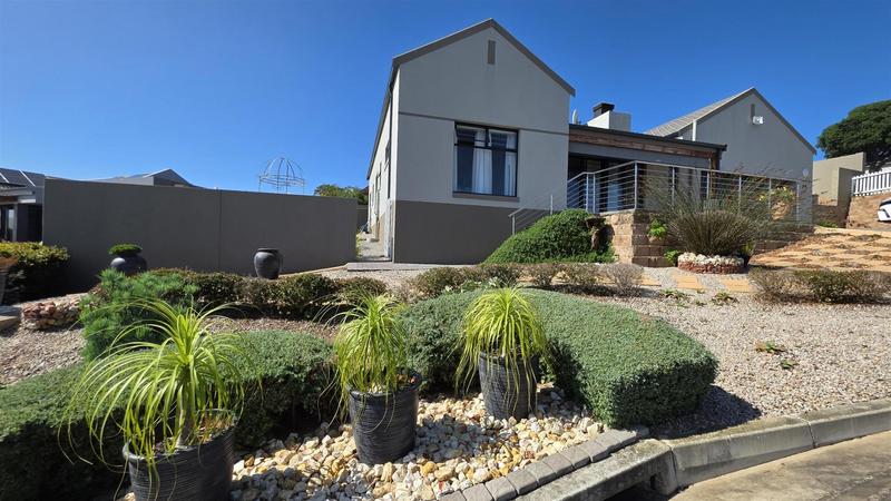 3 Bedroom Property for Sale in Reebok Western Cape